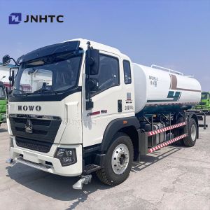 Sinotruk HOWO 6X4 Sprinkler Tank Truck