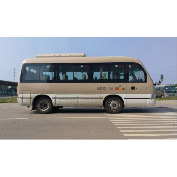 Jiangling Jingma 10-19-Seater Pure Electric Tourist Bus With 300 Kilometers Range