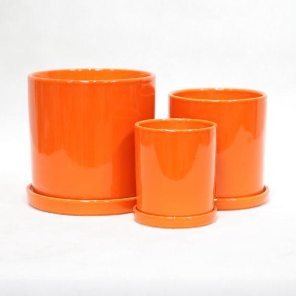 Buy Sleek And Glossy Ceramic Flower Pots With Holes Craftsmanship at wholesale prices