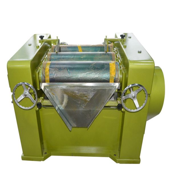 S405 Lipstick Material Three-Roller Miller Automatic Lipgloss Material Three