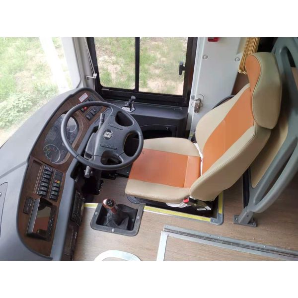 Double Decker Coaches LCK6125 With Double Axle City Buses Large Seating Capacity
