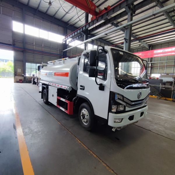 Buy Dongfeng 4x2 6 Cubic Meter Fuel Tank Truck with Reliable Performance Fuel Transport Truck at wholesale prices