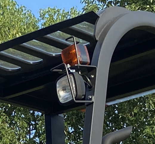 Light protection frame structure