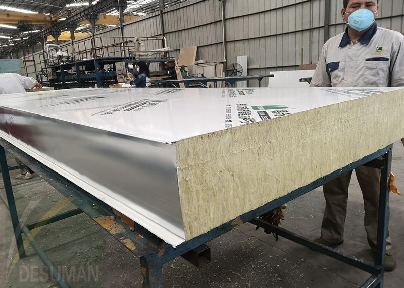 Quality Prefabricated Building PPGI Rock Wool Foam Sandwich Panel for sale