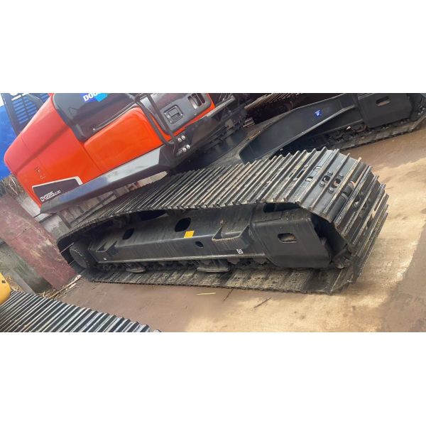 Used Crawler Second Hand Excavator 22 Ton Doosan Dh225lc9 Orange