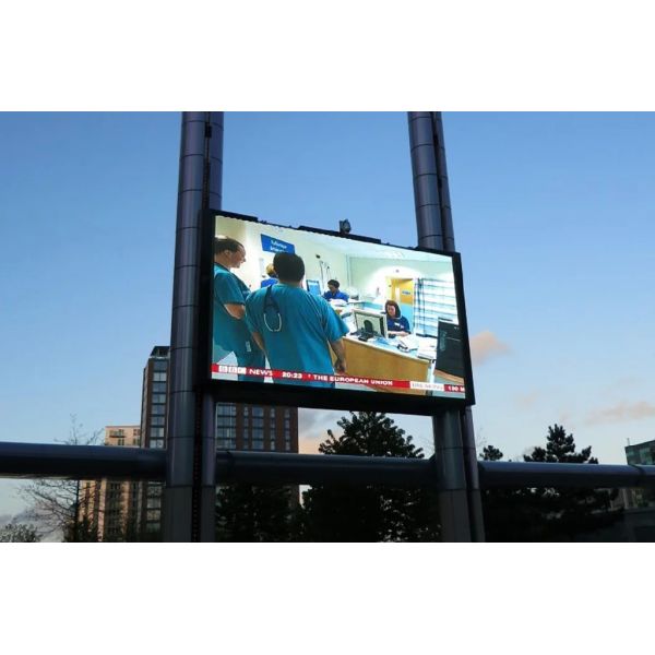 Nationstar Chip IP65 P8 Outdoor Led Display Advertising Board Clear Image