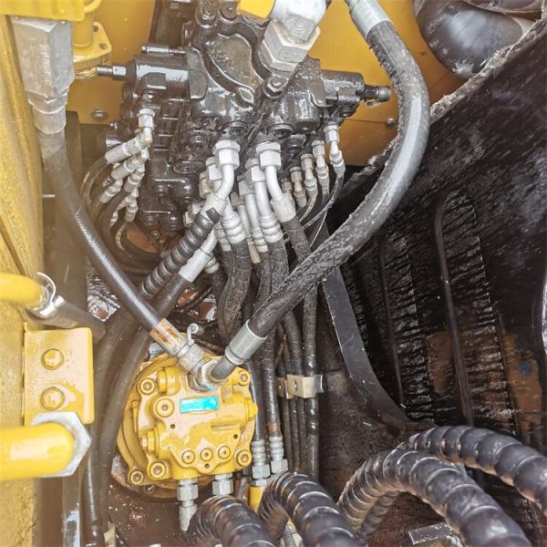 Earth-moving Machinery Rubber Track Sany 75 Mini Excavator Machine with Blade Used