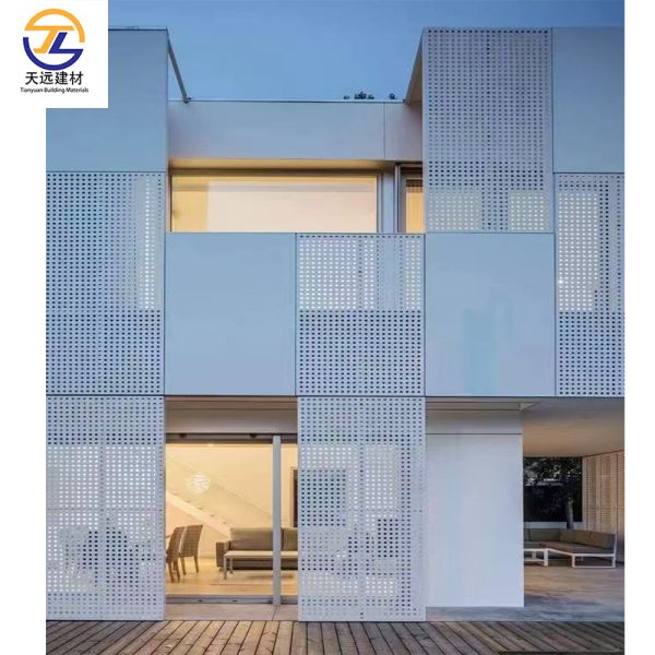 Custom Made Aluminum Alloy Tiles Moisture Resistance Personalized Alum Strip