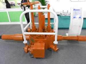 PLS 3 Production Level Oil Well Testing Equipment API 6A Flowhead Surface Test Tree