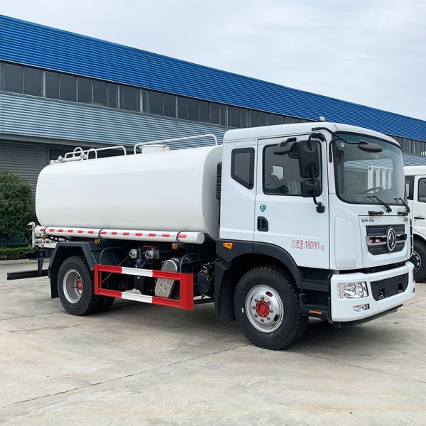 Single Bridge Dongfeng D9 15000liter Water Tanker Truck Dimensions L x W x H mm 7560x2500x3400mm