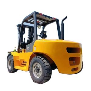 Quality 20 Years Experience Rough Terrain Forklift with Diesel Engine and 7 Ton Capacity for sale