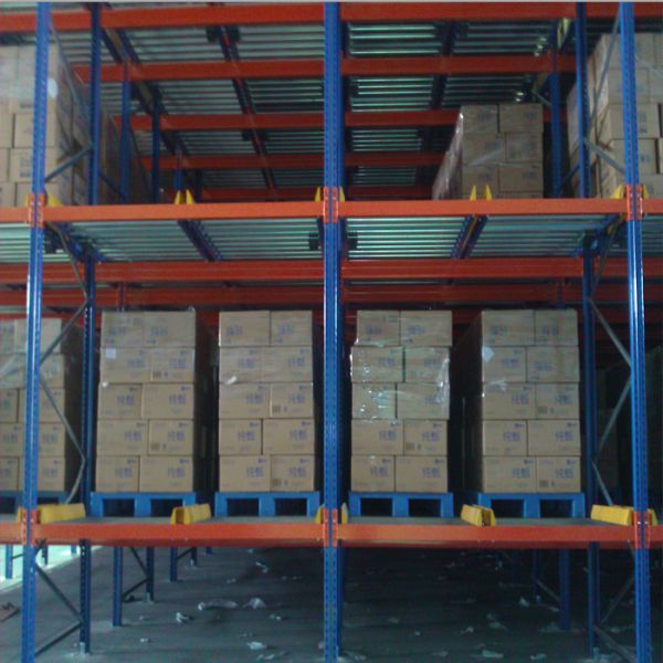 Buy IOS14001 Electrostatic Spray Gravity Pallet Racking 1000kg Per Pallet at wholesale prices
