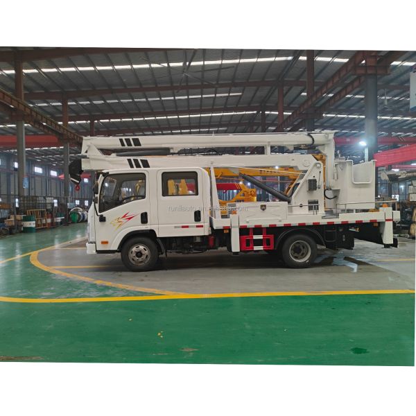 FAW Double Cabin Hand Operated Aerial Lift Truck Euro 3 14 Meters 4x2