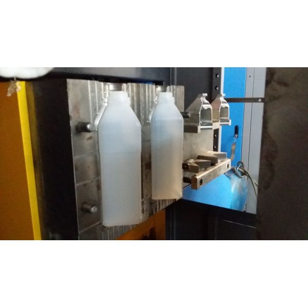 Buy Blue Automatic Extrusion Blow Molding Machine Making PE / PVC Containers at wholesale prices