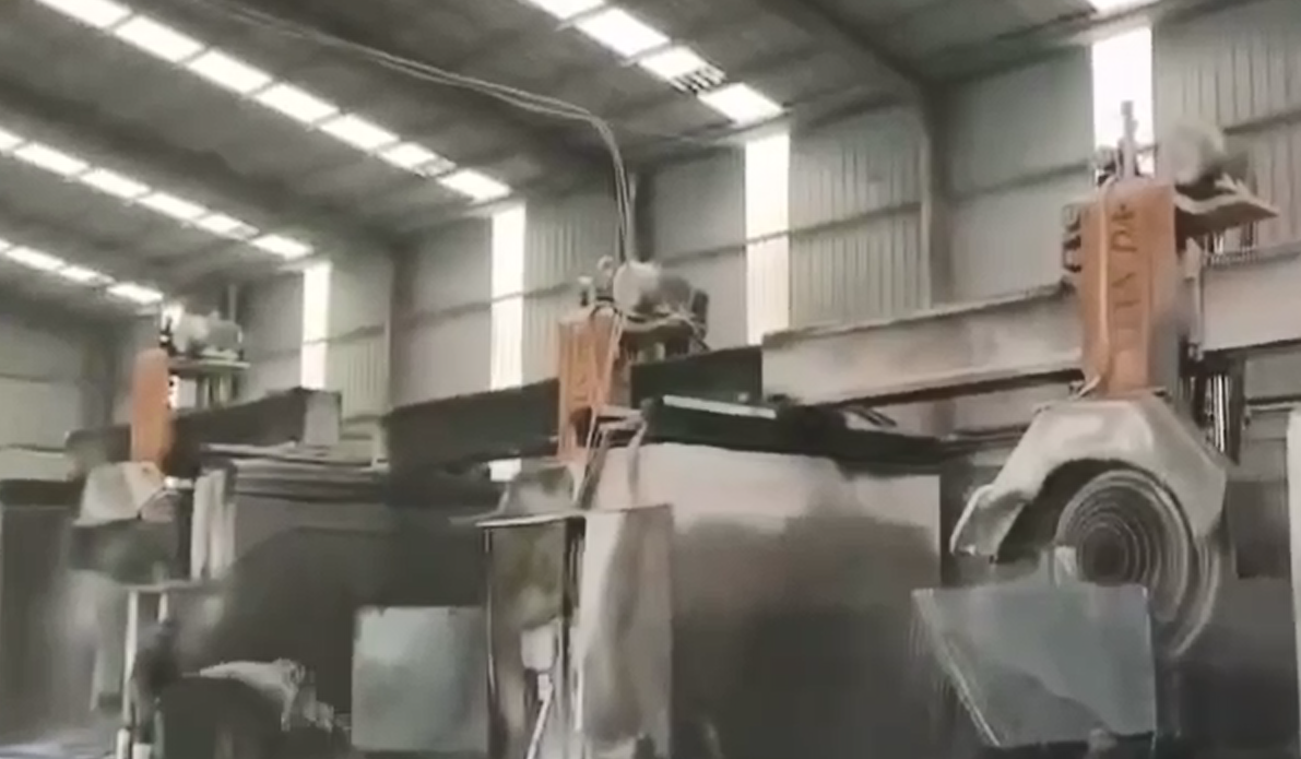 Dual Drive Block Cutting Machine With High Cutting Speed For Stone Cutting