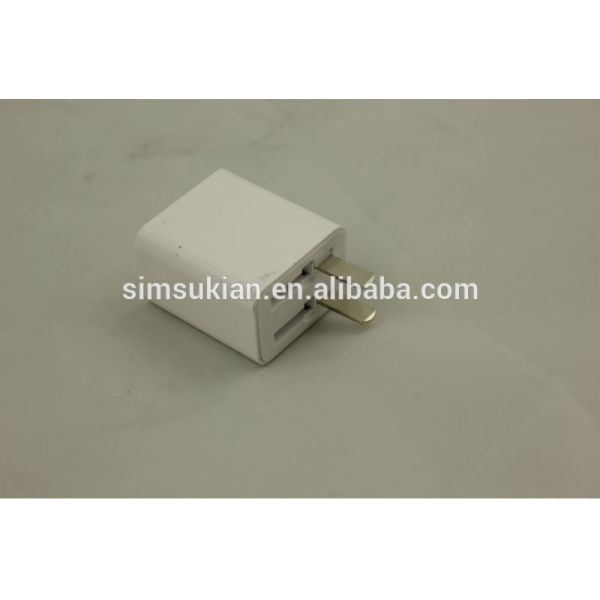 USB folding foot charger