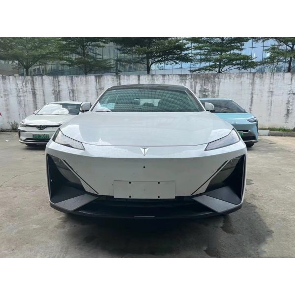 Changan CS75 Hunter and Performance Petrol SUV with Lithium Iron Phosphate Battery