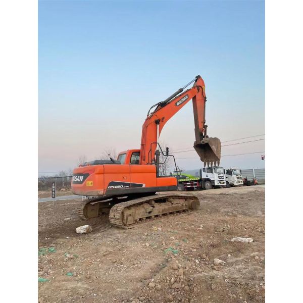 ORIGINAL Hydraulic Cylinder 2017 Year Model Doosan Used DX220 Excavator in Shanghai