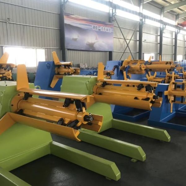 220V Vertical Cylinder 8 Tons Hydraulic Decoiler With Digital Display