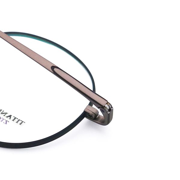 Retro Literature And Art Elliptic Frame Beta Titanium Flexible Glasses