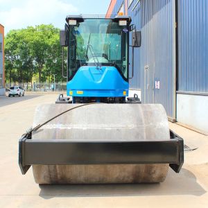 Manufacturer 8Ton Road Construction Machinery Vibrating Road Roller for Sale