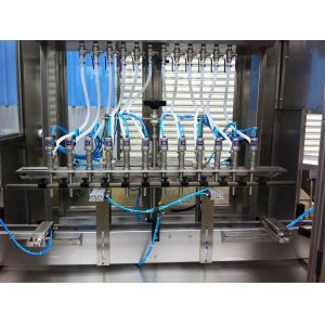 1500ml Automatic Disinfectant Filling Machine 300L Min Liquid Bottle Packing