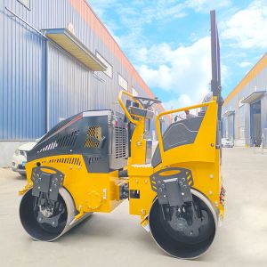Professional Factory Price 3000kg Small Ride on Vibratory Road Roller for Sale