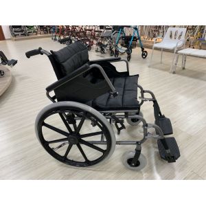 XL 22inch Seat Folding Steel Wheelchair With Detachable Arms 125kg