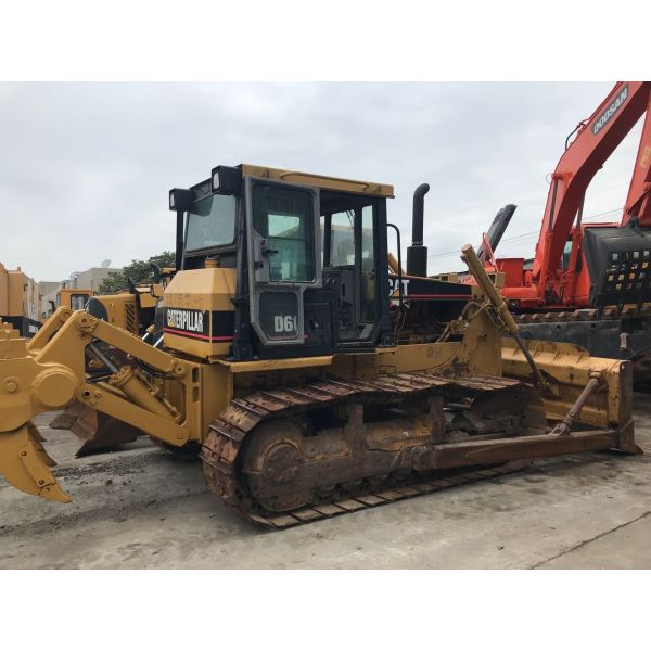 Buy Hydraulic Crawler Caterpillar D6G Used Cat Dozers Earthmoving Machinery at wholesale prices