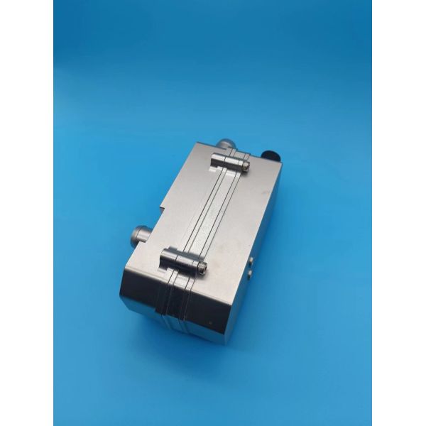 Goldate Vehicle Water Heater 500W 220V Electric Parking Heater For Car