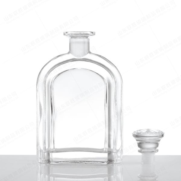 Classic Square Clear Packing Wine Bottle With Glass Lid 500ml 750ml 1000ml