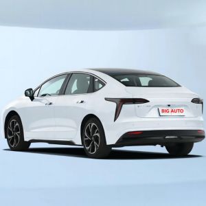 Nearly 2m² Large Panoramic High Speed Electric Car YI 40 Range Up To 401 Km