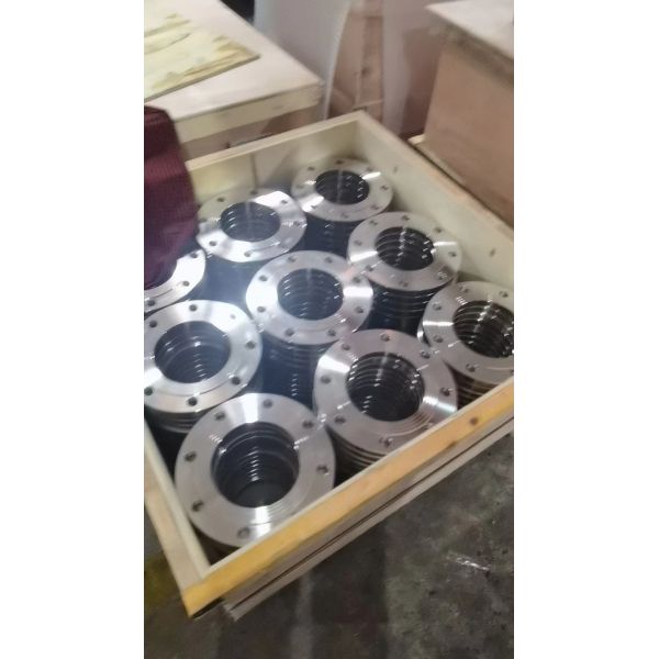 Flange Carbon Steel Fittings For Well Drilling ASME B16.5 Standard Black/Yellow Finish