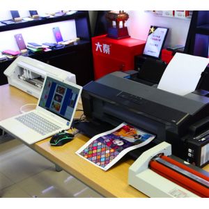 CE Daqin 3d Mobile Phone Skin Cutting Machine With Software