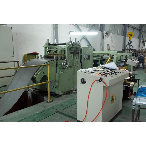 Buy Recoiler Precision Slitting Line PLC Metal Sheet Slitting Machine at wholesale prices
