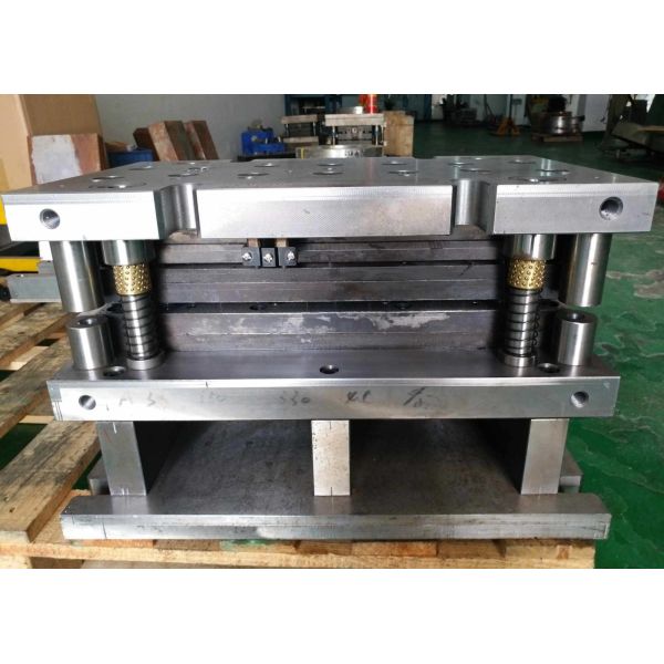 High precision metal forming tools customization and process , Deep Drawing