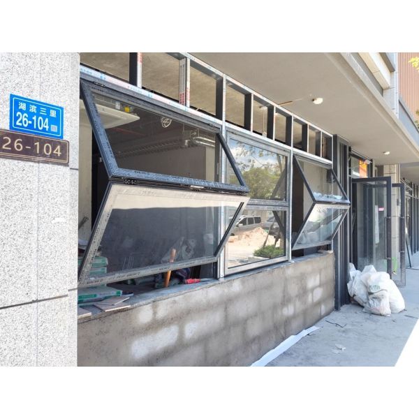 Luxury Villa Folding Windows - Panoramic Glass & Minimal Frames