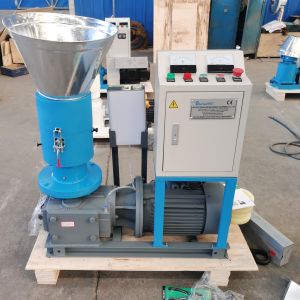 Wood Pellet Machine 8MM Biomass Processor 220V 7500W Green