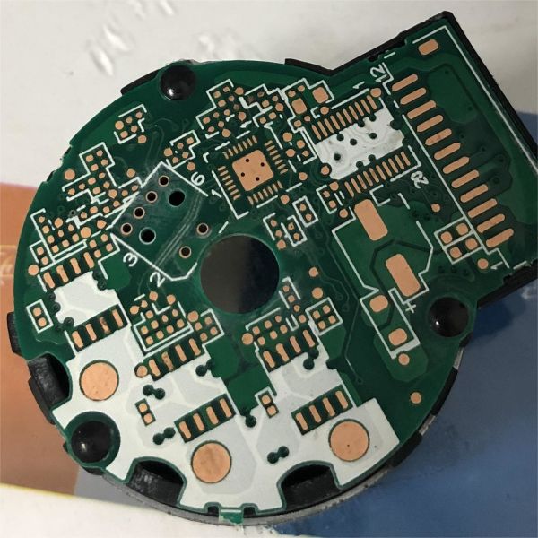 PA66 GF30 Hot Riveting Pulse Plastic Heat Staking Head With Hemispherical Formation