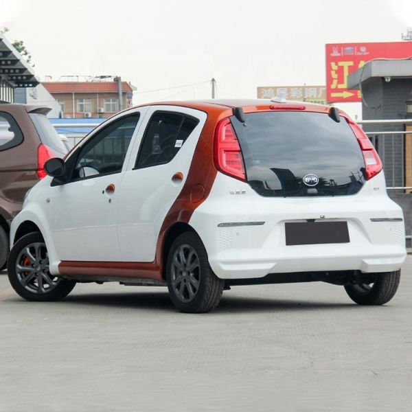 Small Four Wheel Electric Car BYD E1 Fast Charge Time of 0.6h and Max Speed of 150km/h
