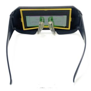 EN166 Adjustable Flip Up Front Plastic Clamshell Welding Goggles