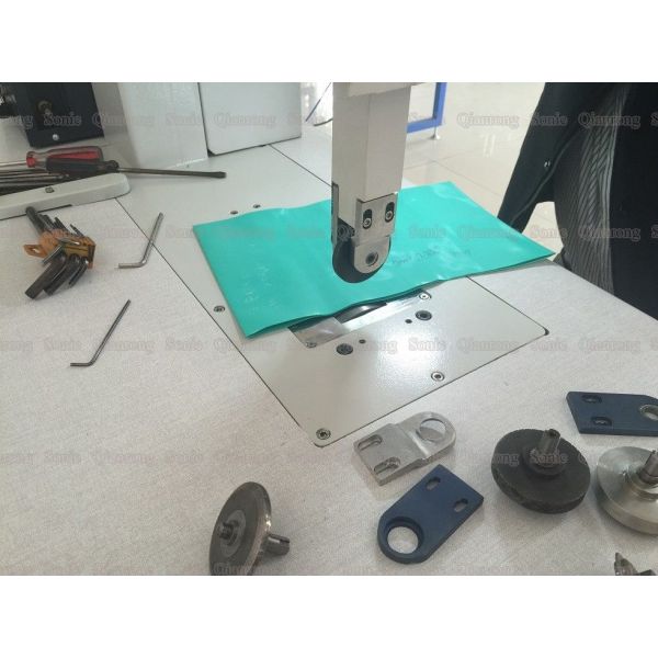 Rotary Ultrasonic Lace Sewing Machine 35Khz Smokeless Tasteless And Odorless