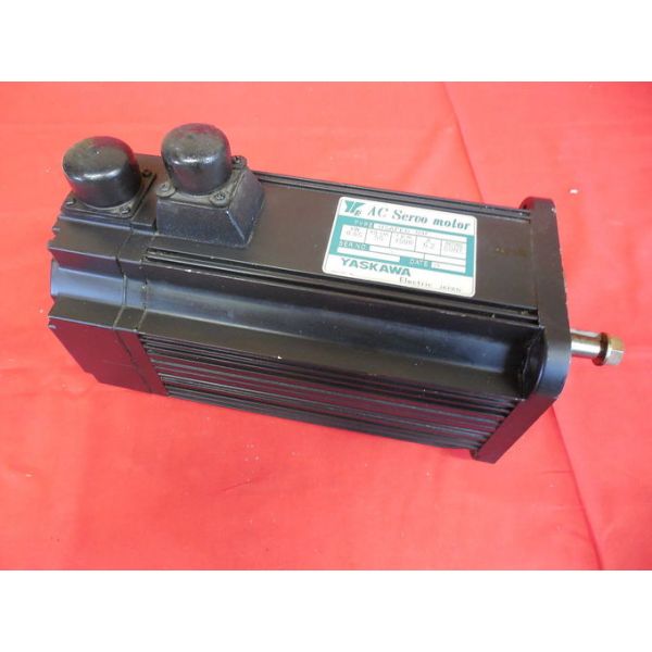 USAFED-09FB1 YASKAWA Servo Drive - 0.91A, 200V, 100W, 0.13HP Original New 0