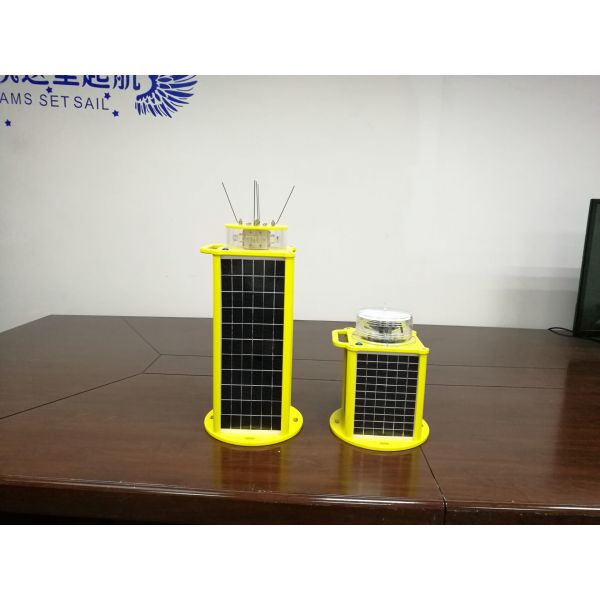 Buy 256 Characters Solar Marine Lights GPS Syn Function Recyclable Batteries at wholesale prices