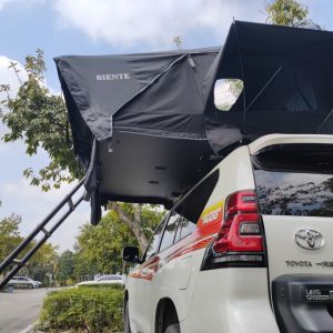 Large Space 210x160x110cm Quick Automatic Opening Customizable Roof Top Tent for