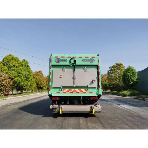 Dongfeng 4 * 2 16CBM18CBM20CBM Cleaning Vehicle Cleaning Vehicle for Sale