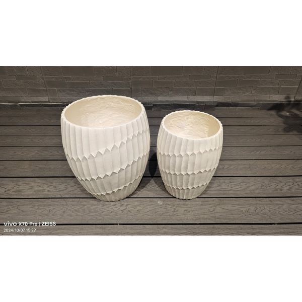 Unique Design Fiberclay Planter with Smooth Surface and Drainage Holes