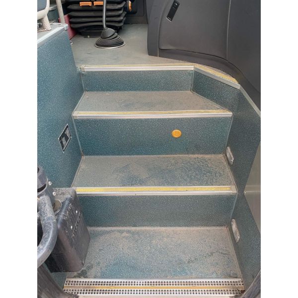 38seater Used Tour Higer Bus KLQ6902 Weichai Engine 245hp Plate Spring Suspension