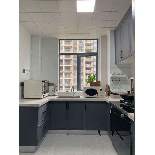 Laminated Melamine Finish Vertical Wood Grain Frameless Kitchen Cabinet For Home