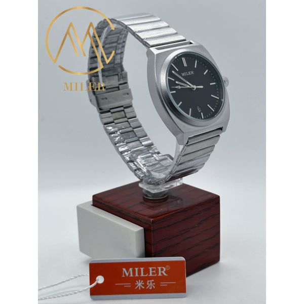 Manufacture Custom Logo Quartz Wrist Watch A Unique and Memorable Corporate Gift